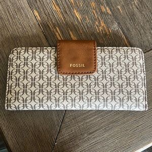 Brand new Fossil wallet